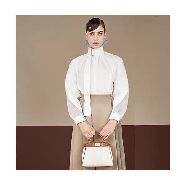 Fendi 2019 Leather Tote Shoulder Bag, 23cm - 펜디 20… - 1