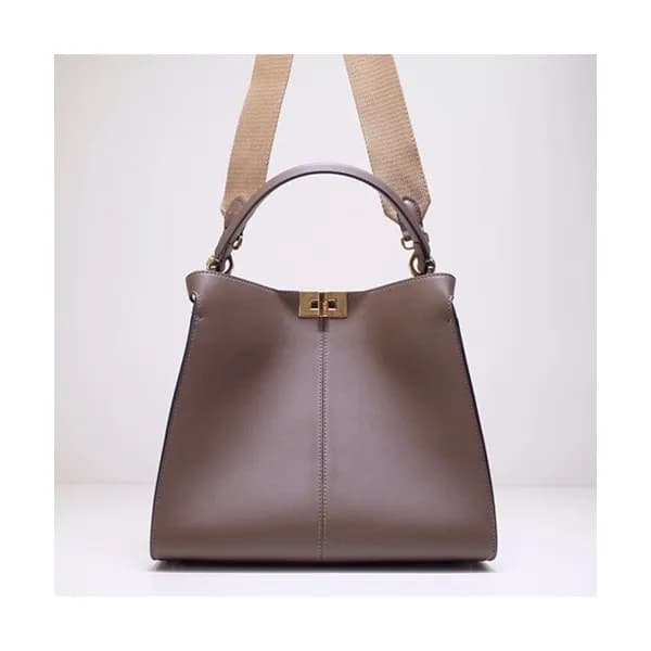 Fendi 2020 Leather Tote Shoulder Bag ,30CM - 펜디 20… - 1