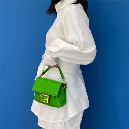 [펜디] Fendi 2020 Women's Leather Shoulder Bag, … - 1