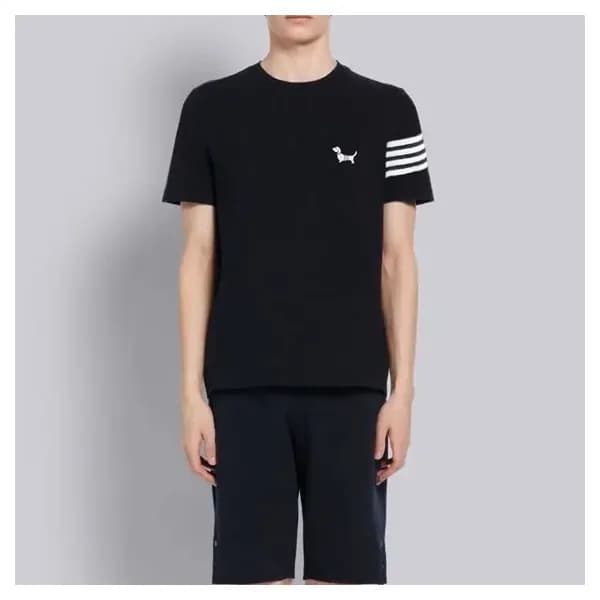 톰브라운 남성 크루넥 블랙 반팔티 - Thom Browne Mens Black Tshirt… - 1