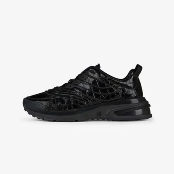 지방시 남성 블랙 스니커즈 - Givenchy Mens Black Sneakers - gi… - 1