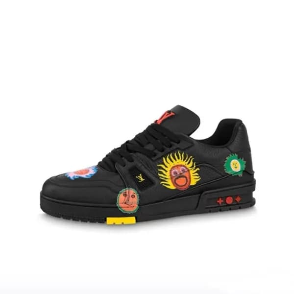 루이비통 남성 블랙 스니커즈 - Louis vuitton Mens Black Sneaker… - 1