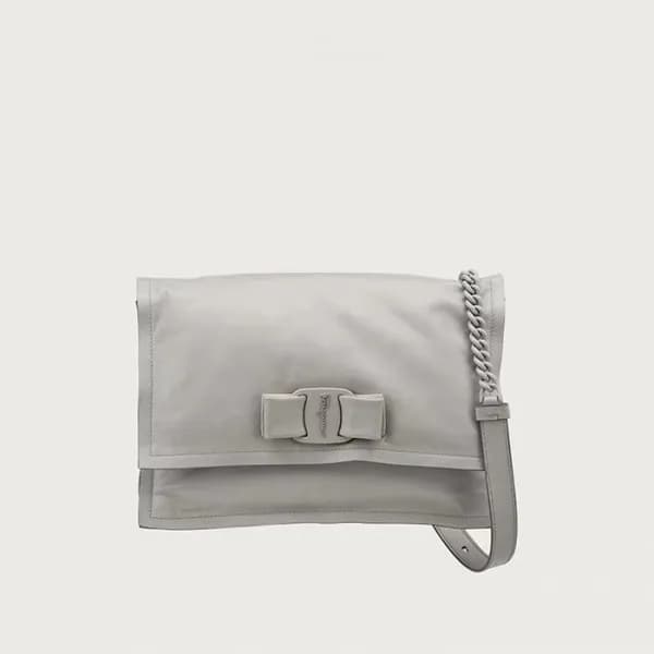 페라가모 여성 바라 체인 숄더백 - Ferragamo Womens Bara Chain Ba… - 1