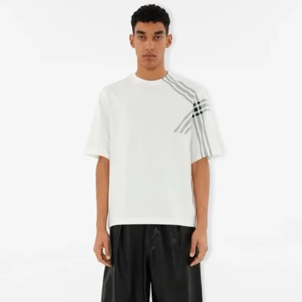 버버리 남성 화이트 크루넥 반팔티 - Burberry Mens White Tshirts -… - 1
