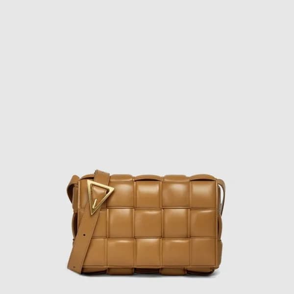보테가 베네타 남/녀 패디드 카세트 - Bottega veneta Unisex Padded… - 1