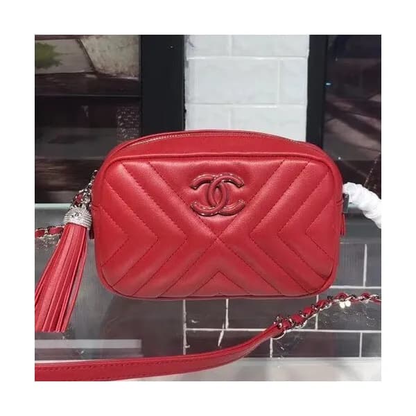 Chanel 2018/2019 Chain Camera Bag, 18CM - 샤넬 2018/… - 1