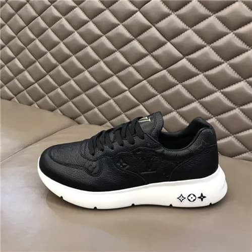 Louis Vuitton 2020 Men's Leather Sneakers - 루이… - 1