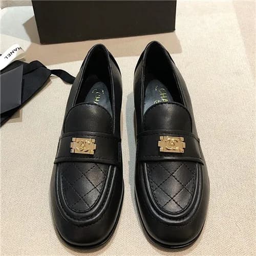 Chanel 2021 Women's Leather Loafer - 샤넬 2021 여… - 1