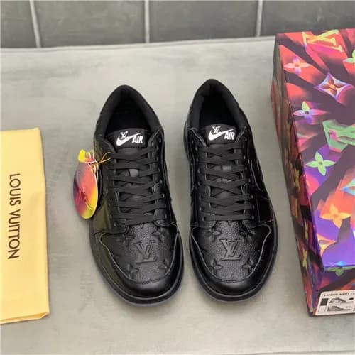 Louis Vuitton 2021 Men's Leather Sneakers,LOUS… - 1