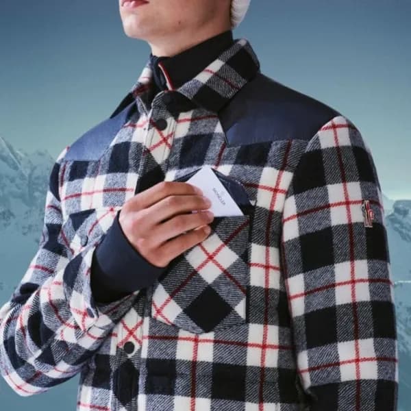 몽클레어 남성 미니멀 블랙 다운 자켓 - Mens Black Jackets - moc025… - 1
