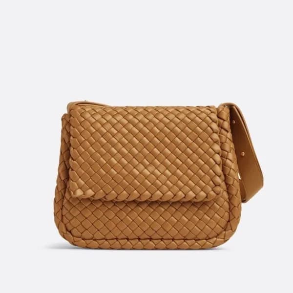 보테가베네타 여성 카멜 숄더백 - Bottega Veneta Womens Camel Cob… - 1