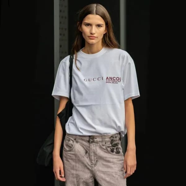 구찌 남/녀 화이트 반팔티 - Gucci Unisex White Tshirts - guc3… - 1