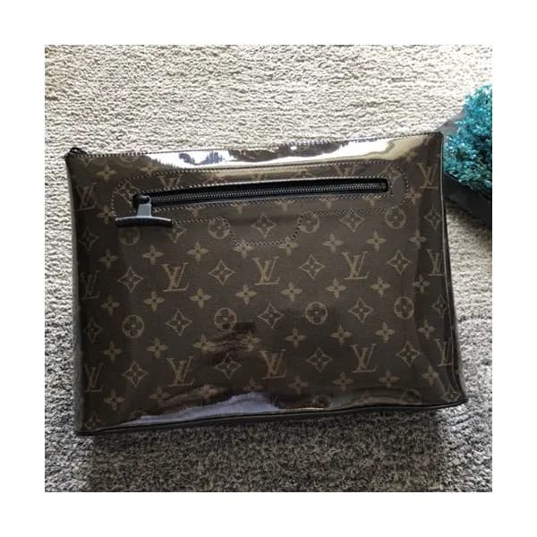 Louis Vuitton 2018 Pochette Cosmos Monogram Glaze … - 1