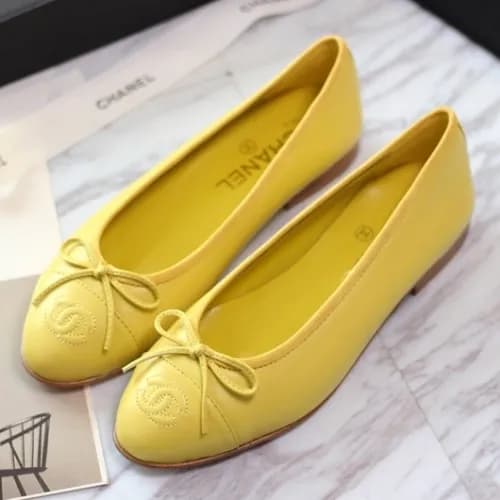 Chanel 2018 Ladies Classic CC Logo Ribbon Ballet F… - 1
