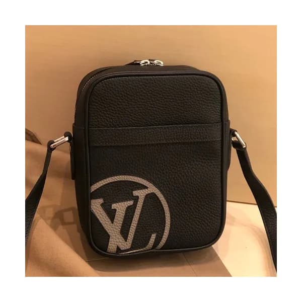 Louis Vuitton 2019 Danube Shoulder Bag,22cm - 루이비통… - 1