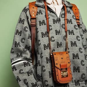 MCM 2020 Visetos Phone Shoulder Bag ,19cm - 엠씨엠 20…