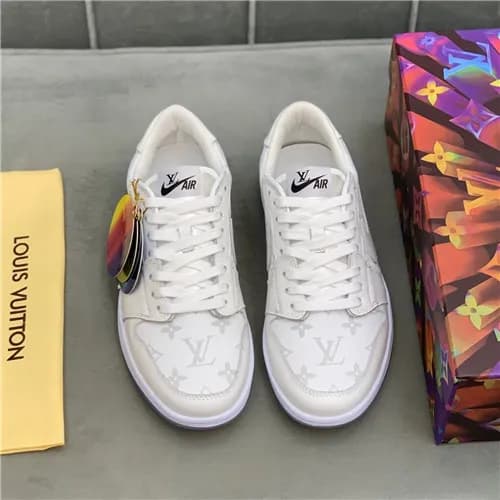 Louis Vuitton 2021 Men's Leather Sneakers,LOUS… - 1