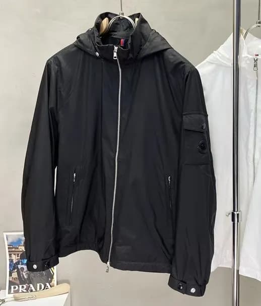 Moncler Mens Logo Casual Jackets Black - 몽클레어 남성 … - 1