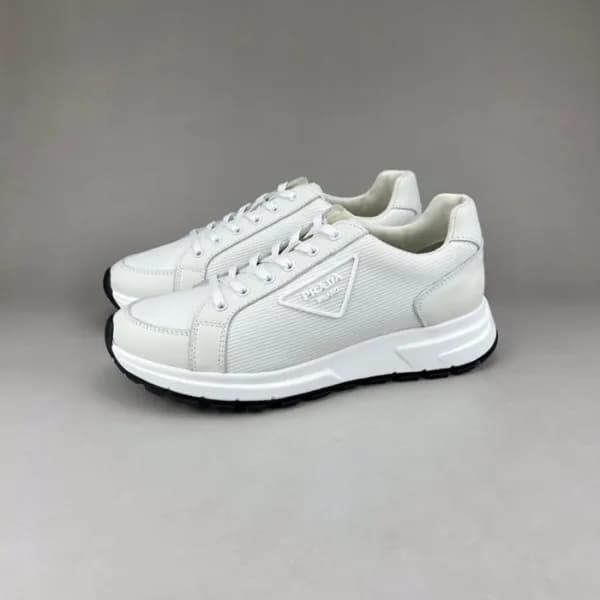 프라다 남성 클래식 화이트 스니커즈 - Mens White Sneakers - pra027… - 1