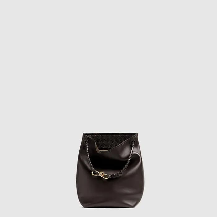 보테가 베네타 여성 안디아모 버킷 백 - Bottega veneta Womens Andia… - 1