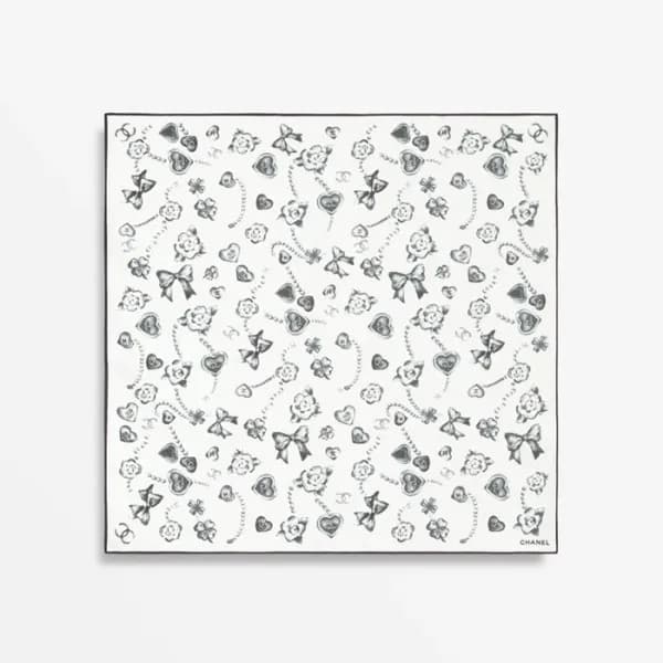 샤넬 여성 스퀘어 스카프 - Chanel Womens Square Scarf - acc61… - 1