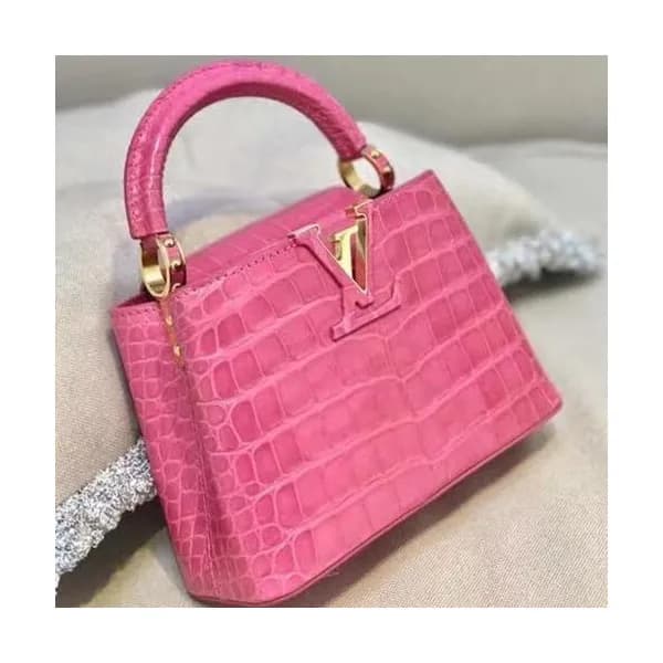 Louis Vuitton Capucines Shoulder Bag,21/27cm - 루이비… - 1