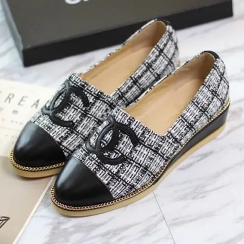 Chanel 2018 Ladies Classic CC Logo Plat Shoes - 샤넬… - 1