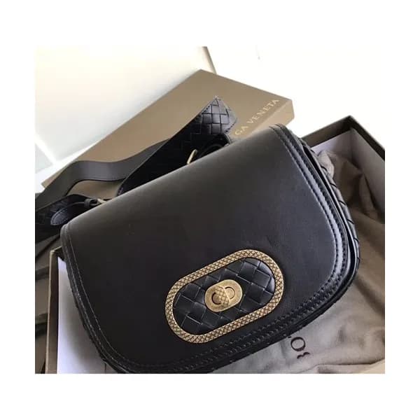 Bottega Veneta 2019 Leather Shoulder Bag,21cm - 보테… - 1