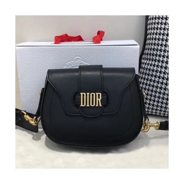 Dior 2019 Leather Saddle Shoulder Bag ,22.5CM - 디올… - 1