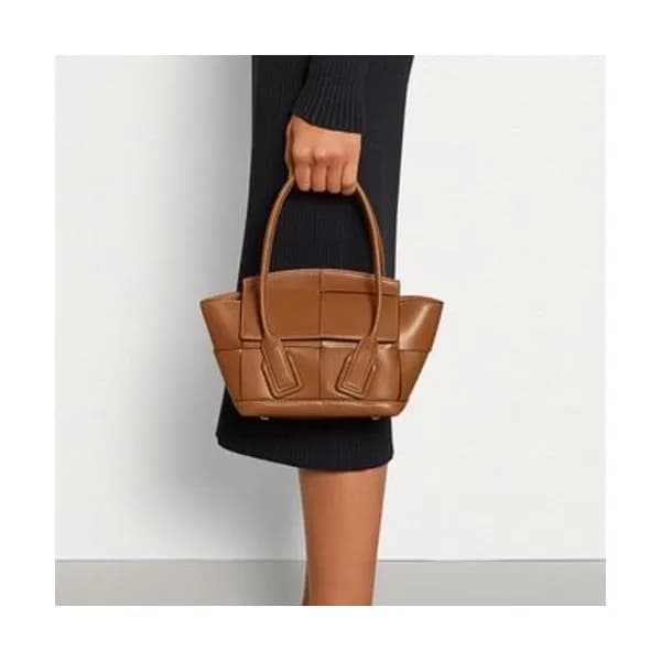 Bottega Veneta 2019 Arco Mini Tote Shoulder Bag,17… - 1