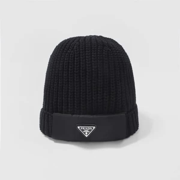 프라다 남/녀 블랙 비니 - Prada Unisex Black Beanie - pr17x - 1