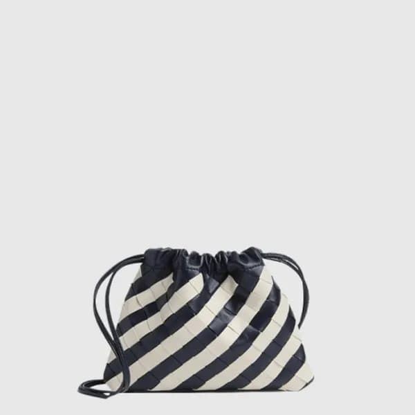 보테가 베네타 여성 스몰 더스트 백 - Bottega veneta Womens Small … - 1