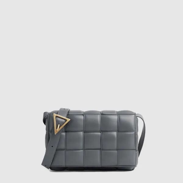 보테가 베네타 남/녀 패디드 카세트 - Bottega veneta Unisex Padded… - 1