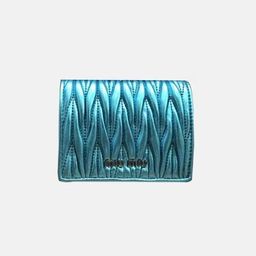 18/19 MiuMiu Ladies Matelassé Logo Small Wallet 5M… - 1