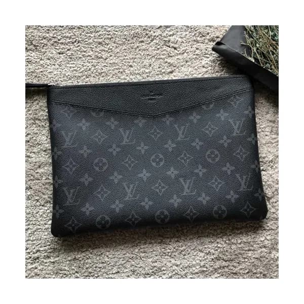 Louis Vuitton Daily Pouch MonogramClutch Bag,29.5c… - 1