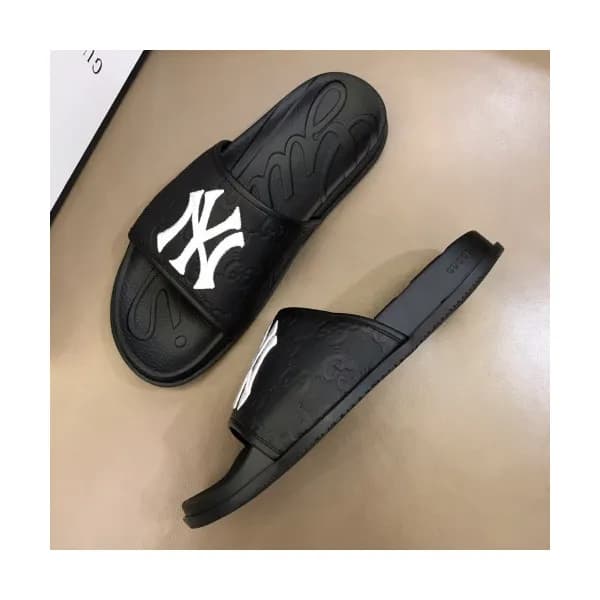 Gucci 2019 Mens Logo Leather Slipper - 구찌 남성 로고 벨크… - 1