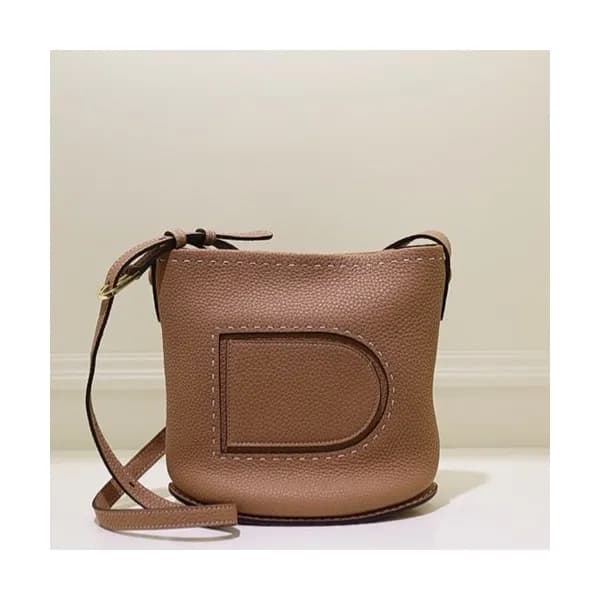 Delvaux 2019 Pin Leather Shoulder Bag,20CM - 델보 20… - 1