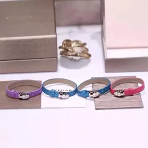 BULGARI hearts Gold Bangle -불가리 여성용 팔지18k 도금 팔… - 1