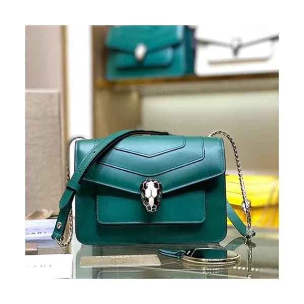 Bvlgari 2020 Serpenti Chain Shoulder Bag,19CM - 불가… - 1