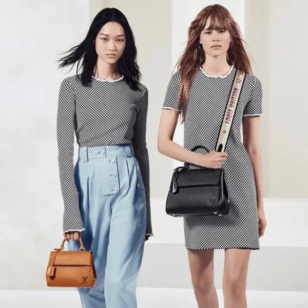 루이비통 여성 블랙 클루니백 - Louis vuitton Womens Black Cluny… - 1