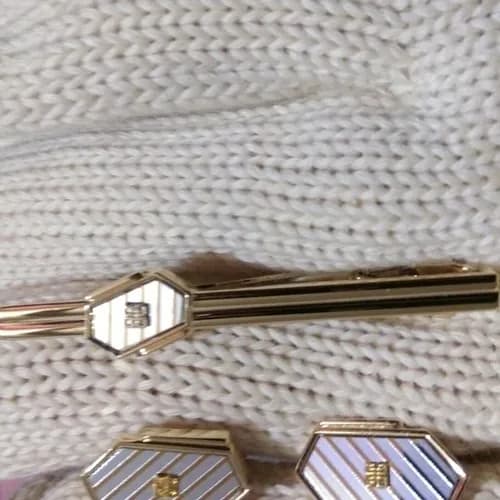 GIVENCHY MENS YELLOW GOLD CUFFS - 지방시 남성용 … - 1