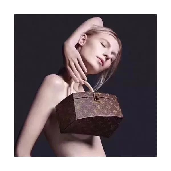 Louis Vuitton Twisted Box Tote Shoulder Bag,21.5cm… - 1