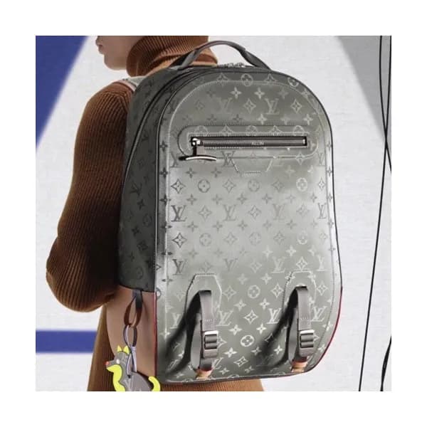 Louis Vuitton 2018 Monogram Titanium Back Pack,31c… - 1