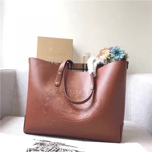 [버버리]Burberry 2020 Women'sTote Shopper Bag,35c… - 1