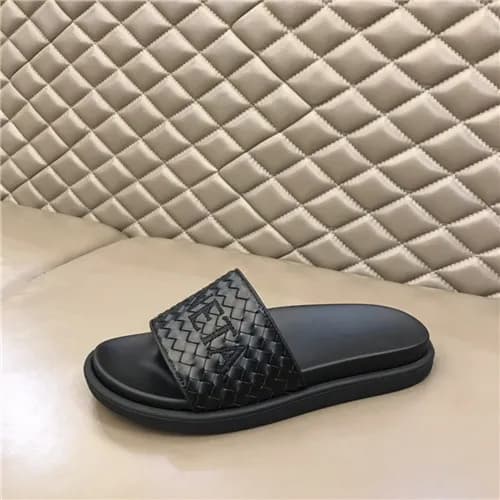 Bottega Veneta 2021 Men's Leather Slipper,BVS0… - 1