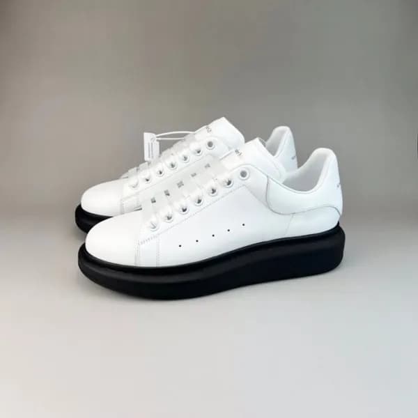 알렉산더맥퀸 남/녀 화이트탭 스니커즈 - Unisex White Sneakers - alx… - 1