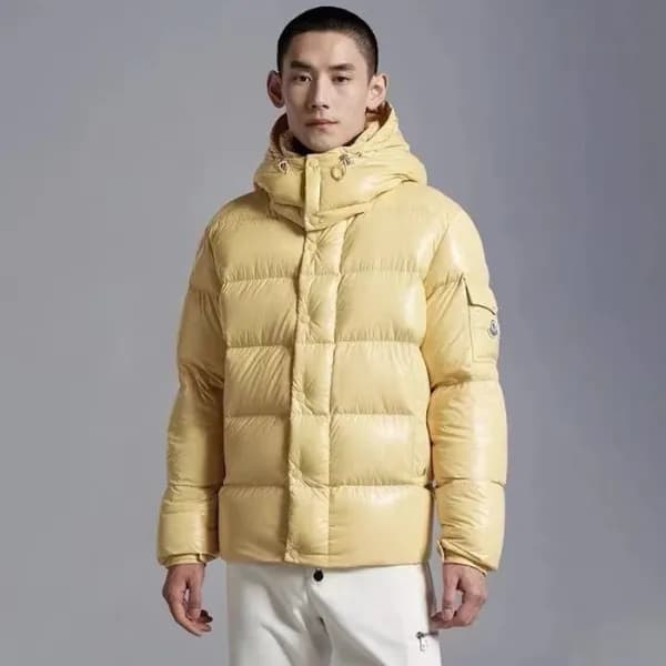 몽클레어 남성 구스 다운 옐로우 패딩 - Moncler Mens Yellow Padding… - 1