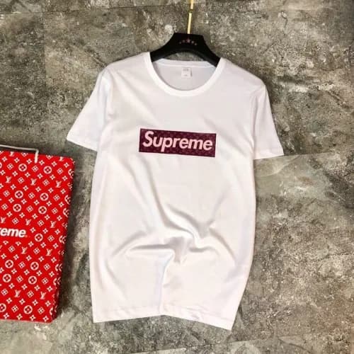 Supreme 2019 Mens Logo Cotton Short Sleeved Tshirt… - 1