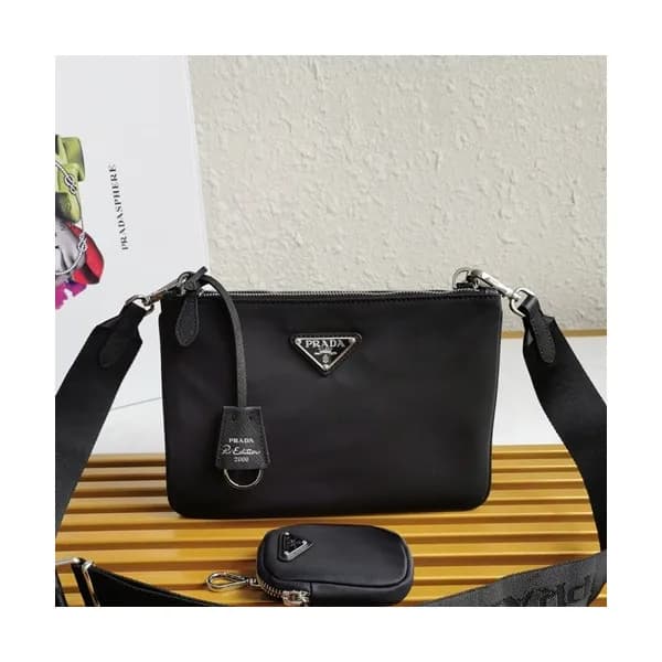 Prada 2020 Nylon Shoulder Bag ,25CM - 프라다 2020 나일론… - 1