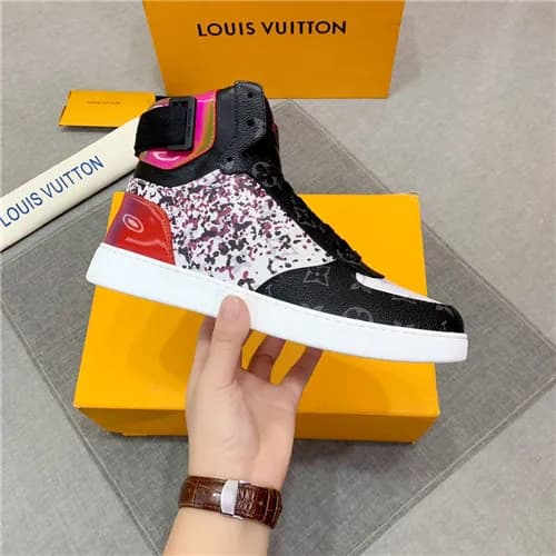 Louis Vuitton 2020 Men's Leather Sneakers - 루이… - 1